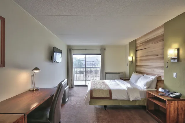 غرفة بسرير كوين، BLUE MOUNTAIN INN 2/3