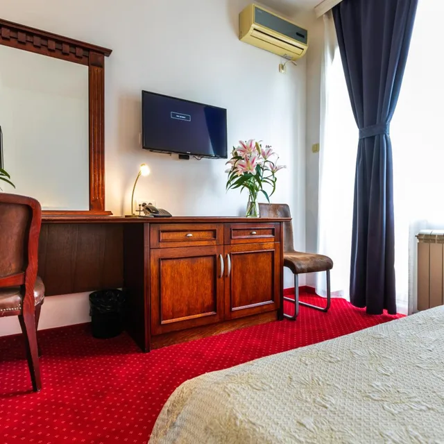 غرفة بسرير مزدوج بشرفة، Vila Royal Crown 4/5