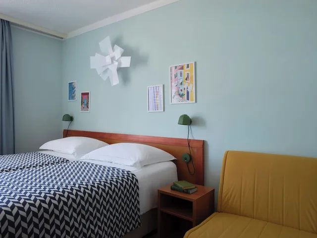 Room, Twin Beds, Park or Courtyard View, Sofa, Balcony، Amadria Park Beach Hotel Niko 2/9