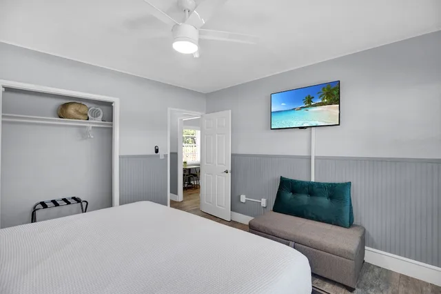 غرفة قياسية بفراش فوتون وسرير كينج وسرير فردي بغرفة نوم واحدة، Seascape Resort and Marina 5/9