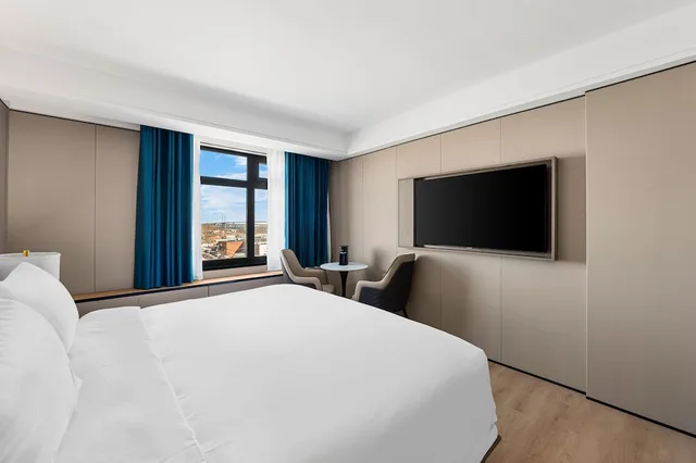 غرفة ديلوكس مفردة بسرير كينج، LY New York Hotel 2/3