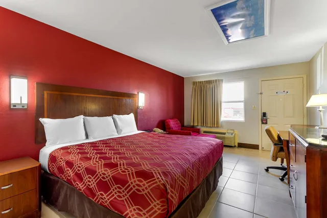 غرفة بسرير كينج، Econo Lodge Athens I-75 6/9