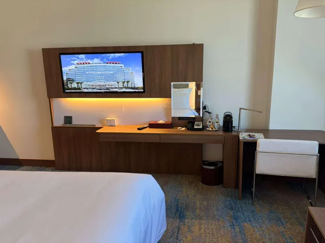 غرفة سوبيريور بسرير مزدوج بإطلالة على البحر، نوفوتيل جازان(Novotel Jazan Hotel) 8/10