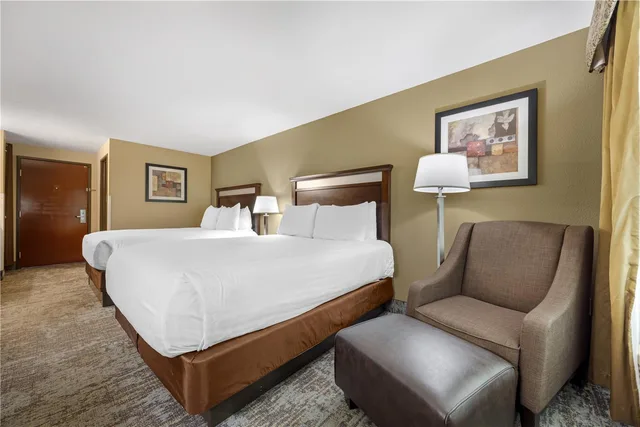 غرفة بسريرين كوين، Best Western Plus Prairie Inn 5/8
