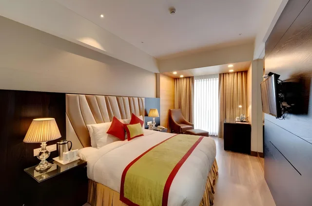 غرفة ديلوكس بسرير كينج، Hotel Combermere 2/2