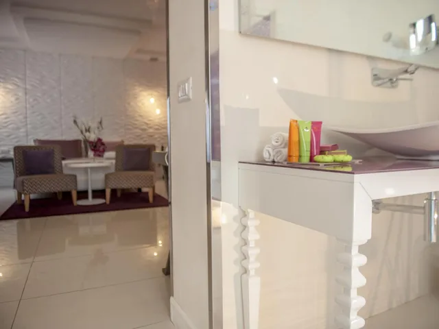 جناح بسرير كوين، Hotel San Pietro 6/6