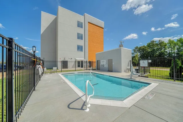 Holiday Inn Express & Suites Tyler South - University Area by IHG، تايلر 47/50