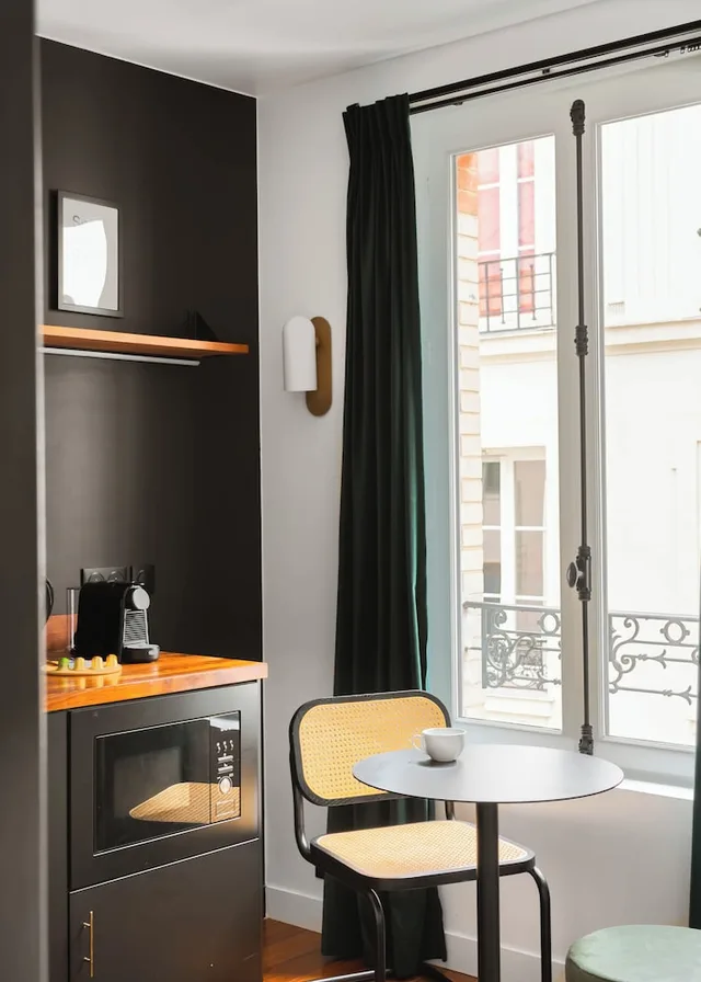 جناح بسرير كوين، Appart'Hotel Makom Montmartre 8/9