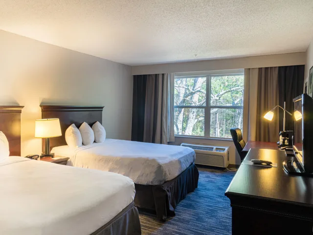 غرفة بسريرين كوين، Country Inn & Suites By Radisson, Doswell (Kings Dominion), VA 6/8