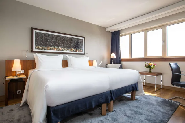 غرفة سوبيريور بإطلالة، Radisson Blu Hotel Hamburg 1/1