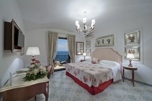 Deluxe, Queen Bed, Sea View, Terrace, Villa Corallium 10/10