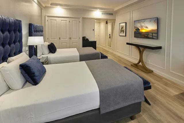 غرفة تنفيذية بسريرين منفصلين بإطلالة على المدينة، Hotel Emperador Buenos Aires 4/8
