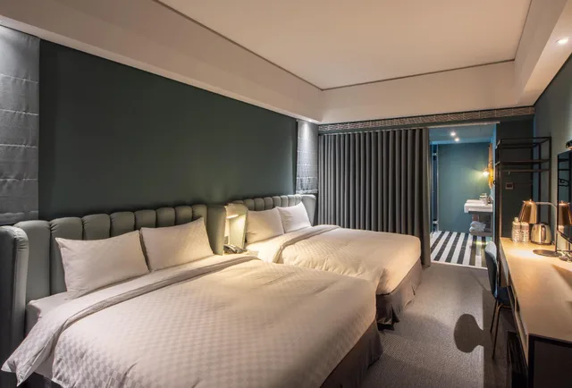 غرفة رباعية بحوض استحمام، Hotel Ramble 2/3