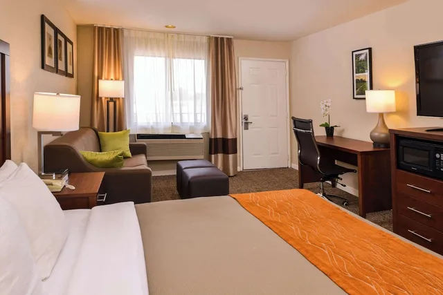 Room, King Bed, Rancho Cordova Inn 2/5