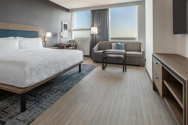 استوديو بسرير كينج مع أريكة، Homewood Suites by Hilton Surrey 5/8