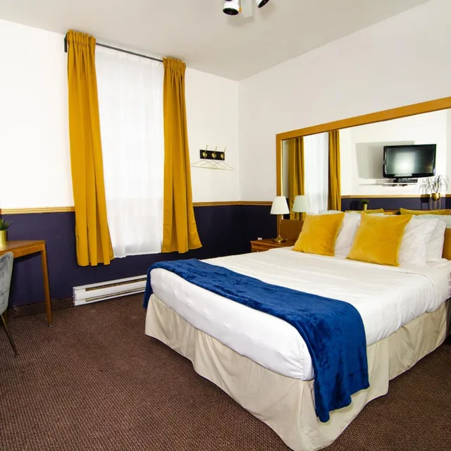 جناح بجاكوزي، Hotel Dorion 1/10
