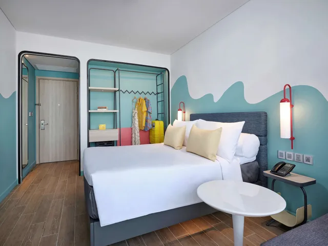 Premium, Queen Bed, Sea View, Balcony, ibis Styles Vung Tau 4/5