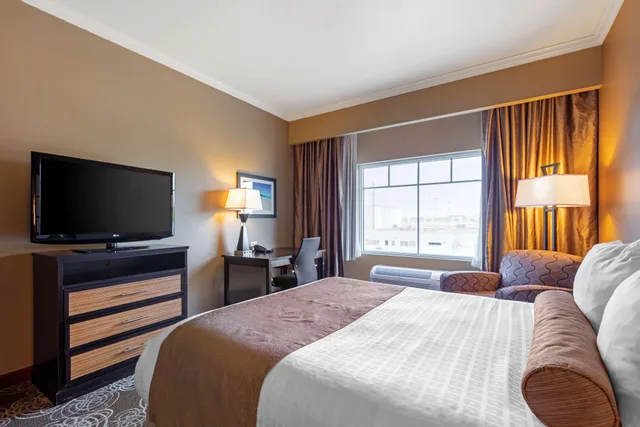 room, Best Western Plus Miami Airport North Hotel & Suites 8/10