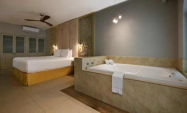 Premier, Junior Suite, Beach Front، El Dorado Royale A Spa Resort All Inclusive 1/2