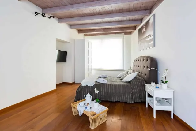 غرفة ملكية بسريرين كوين مع أريكة، The Sistina Suite 9/10