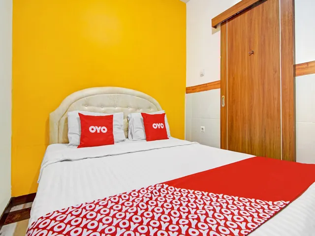 غرفة بسرير مزدوج، Reddoorz Near Mall Of Indonesia 5/8