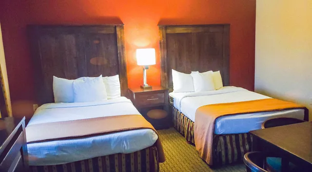 غرفة عائلية رباعية بسريرين كوين وسريرين مزدوجين، Inn America - Lewiston 4/10