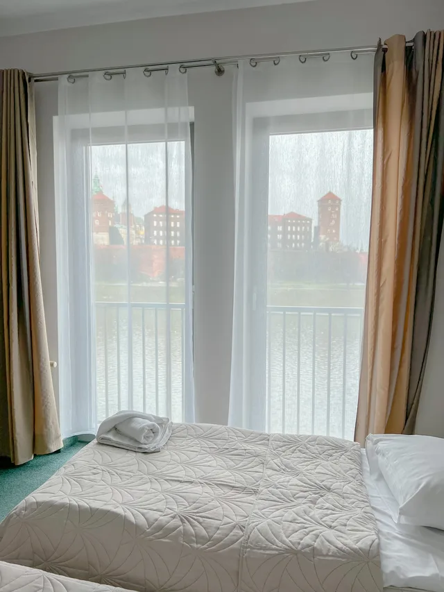 Room, Single, River View, Poleski 1/8
