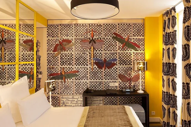 Design, Queen Bed, Hotel Le Bellechasse Saint Germain 6/6