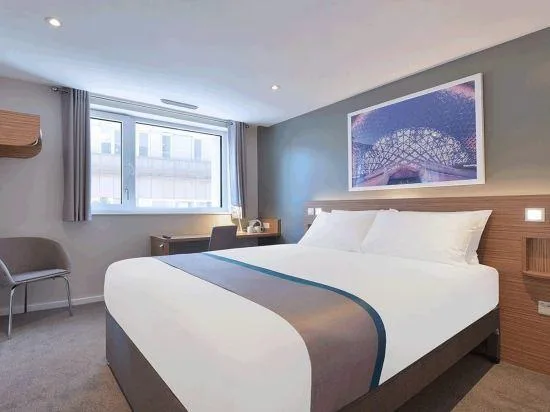 غرفة بسرير مزدوج، Travelodge Edinburgh Park 1/1