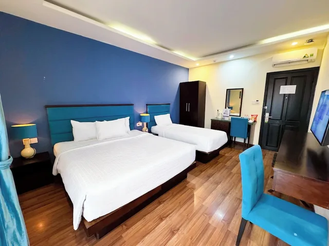 غرفة سوبيريور ثلاثية بسرير كوين وسرير فردي، TTC Hotel Hoi An 2/10