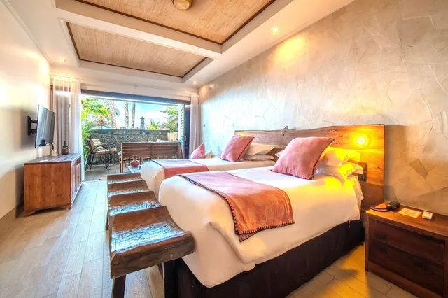 غرفة ديلوكس بسريرين منفصلين بإطلالة جزئية على البحر، Bombora Medewi Wavelodge 3/4