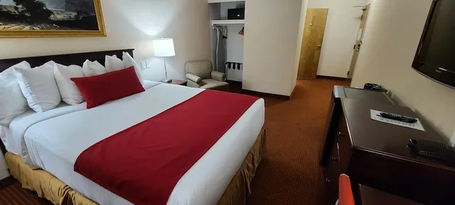 غرفة قياسية بسرير كوين لذوي الإعاقة، SureStay by Best Western Richmond Vancouver Airport 1/3