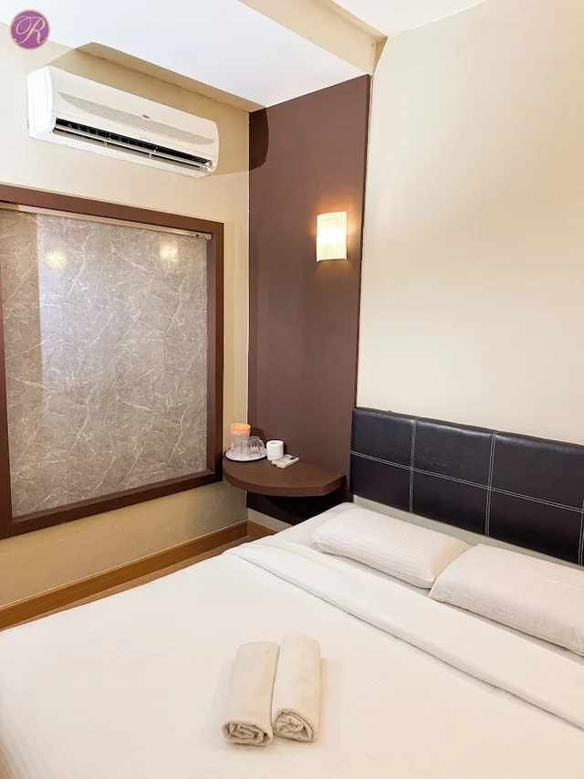 غرفة قياسية بسرير كوين، Remember Hotel Batu Pahat 3/6