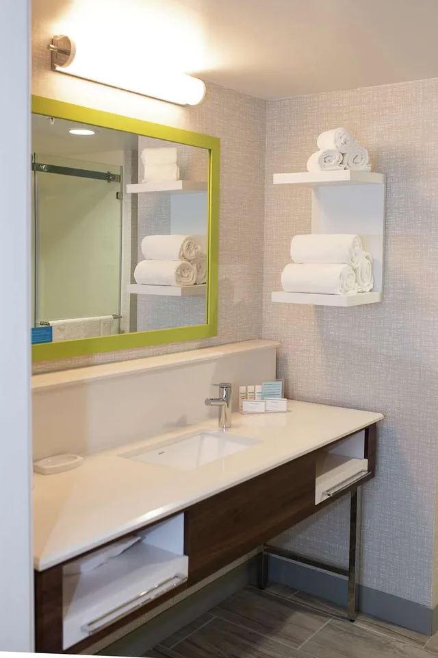 جناح استوديو بسرير كينج، Hampton Inn and Suites Dundee 3/5