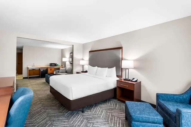 جناح بسرير كينج لذوي الإعاقة، Comfort Inn and Suites Mountain Iron And Virginia 1/2