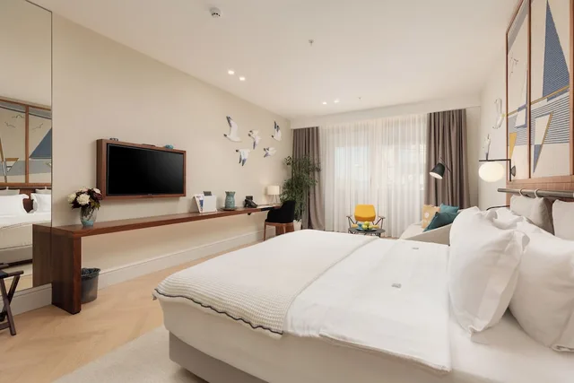 غرفة كلوب بسرير كينج بإطلالة على البحر بشرفة، Dukley Hotel Resort 4/10