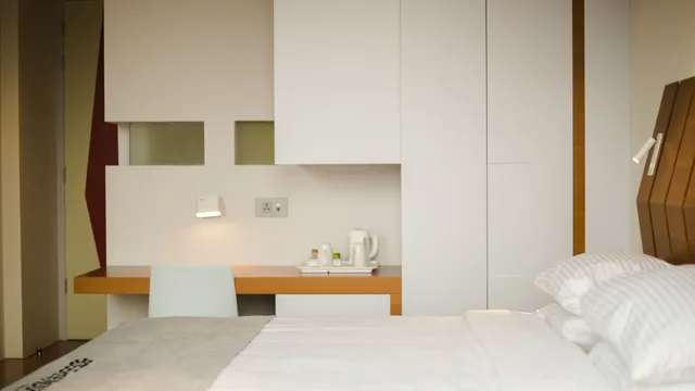 غرفة ديلوكس بسرير كينج بشرفة، Bossa Nova Beirut Hotel 1/6