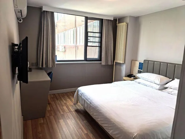 غرفة سوبيريور بسرير كوين، 7 Days Inn (Beijing Madian Bridge) 2/3