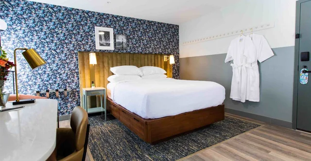 غرفة مريحة بسرير كوين، The Darwin Hotel 1/1