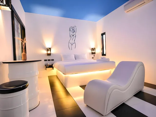 غرفة قياسية بسرير كينج، Bed Villa Resort Chaing Rai 2/3