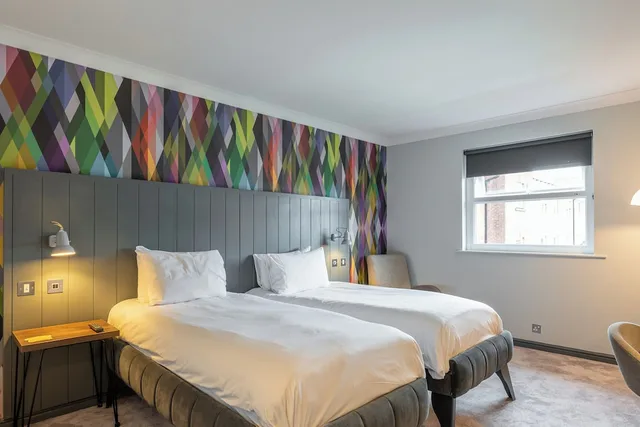 غرفة بسرير كينج، Village Hotel St Davids Nr Chester 1/4