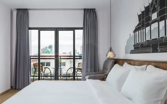 غرفة ديلوكس بسرير مزدوج، Phnom Penh 51 Hotel & Residences 10/10
