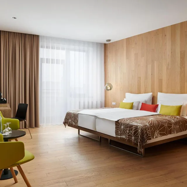 غرفة عائلية، Hotel Passage 2/10