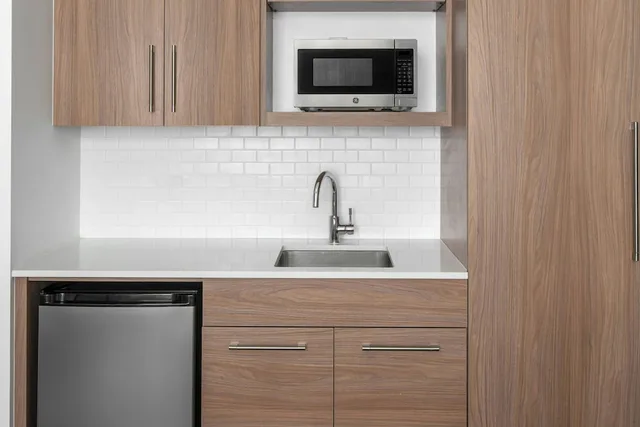 غرفة بسرير كينج، Element by Westin Calgary Downtown 8/16
