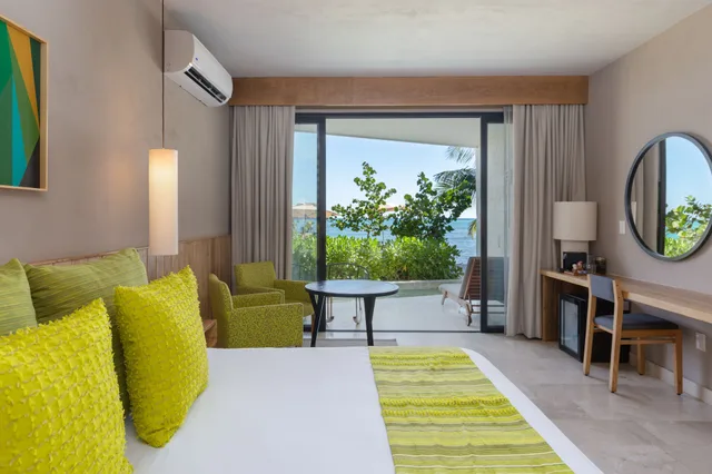 Swim Up, King Bed, Beach Front، Alea Tulum 3/5