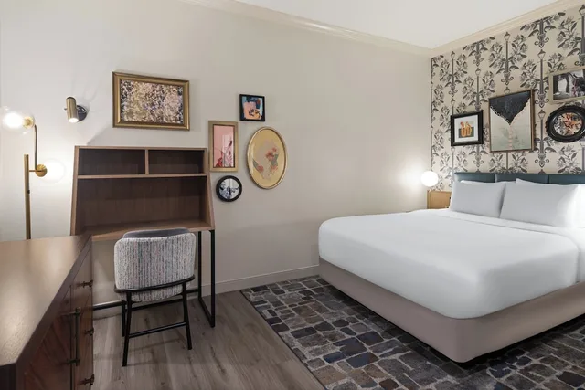 غرفة داخلية قياسية بسرير كوين، Hotel Indigo New Orleans French Quarter 1/1