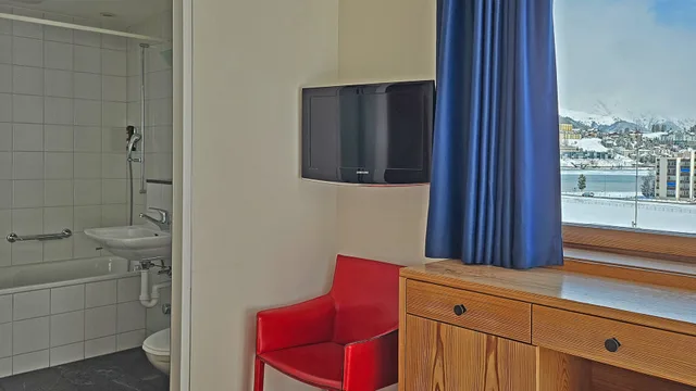 غرفة كلاسيكية مفردة، Laudinella Hotel 2/2