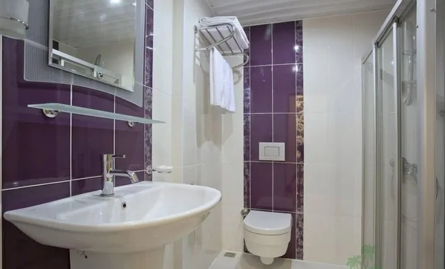 غرفة قياسية بسريرين منفصلين بإطلالة على المسبح، Azak Beach Hotel 6/9