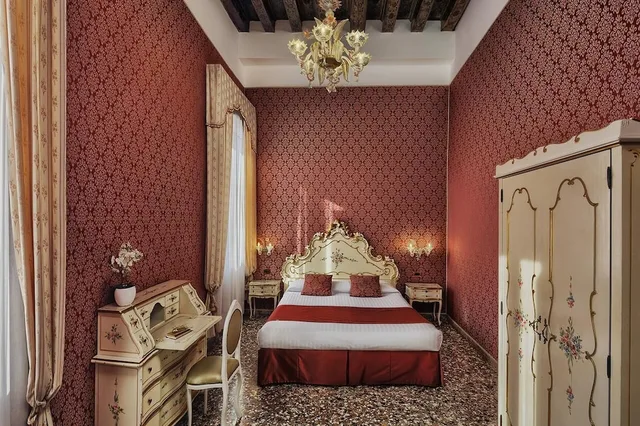 Room, Quadruple, Canal View, Hotel Tre Archi 2/3