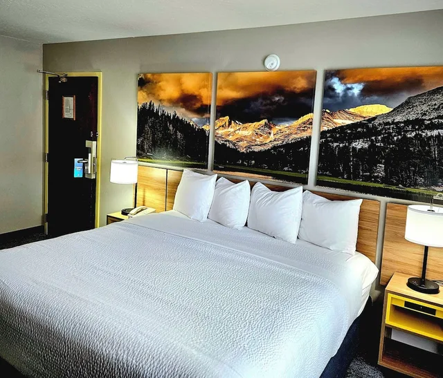 غرفة بسرير كينج لذوي الإعاقة، Days Inn and Suites by Wyndham Downtown Missoula-University 6/10